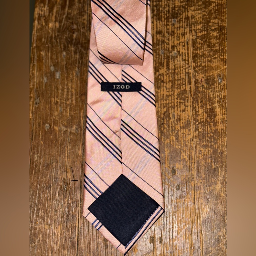 IZOD Silk Men’s Tie Plaid Pink Striped RN #19388